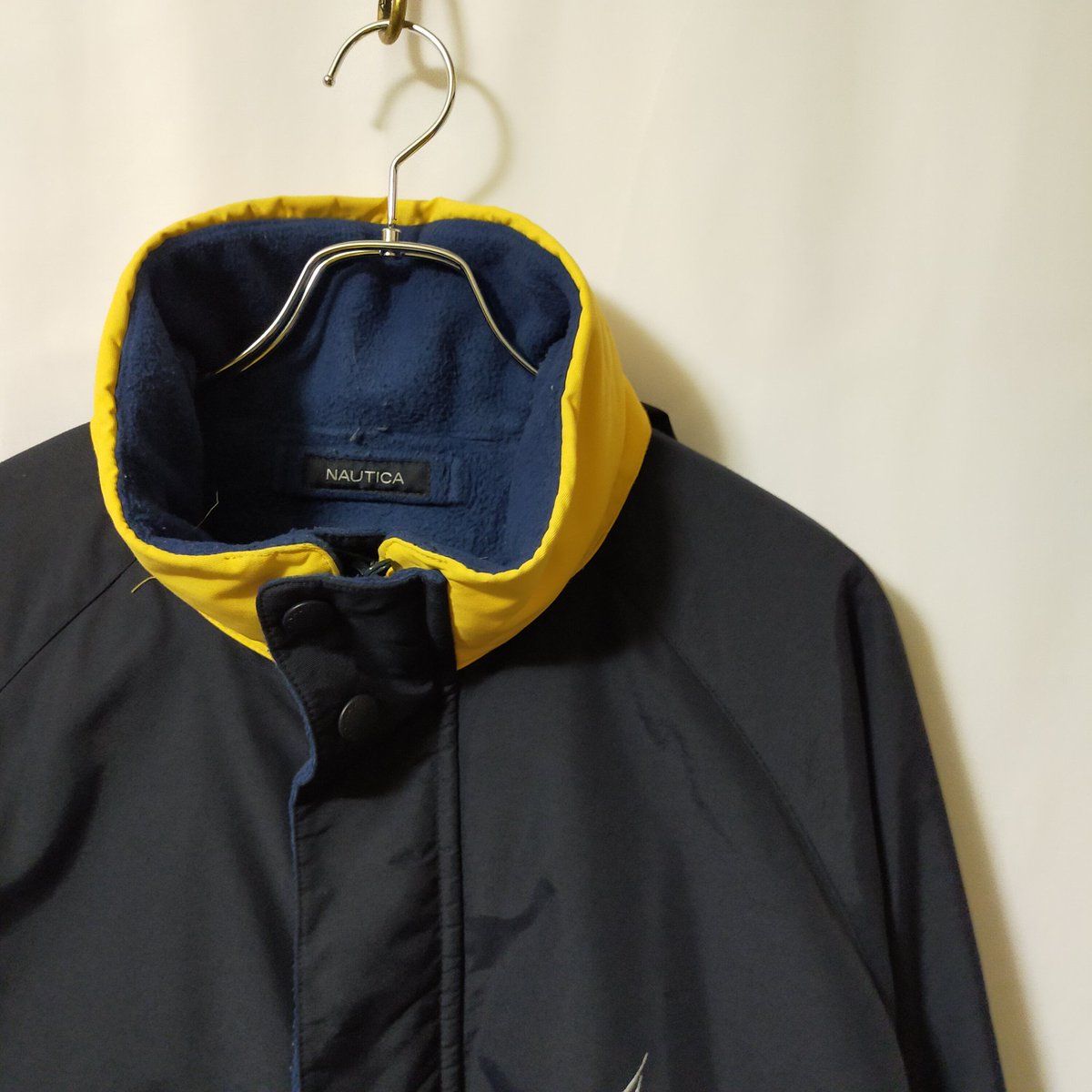 used_Kanade's tweet photo. 【商品紹介】
NAUTICAのジャケットです✨

こちらも内側がフリース加工で暖かいです☀

カジュアルなジャケットが欲しい方にオススメ✌

price¥6480
モデル 174cm https://t.co/9AEBSUs75F