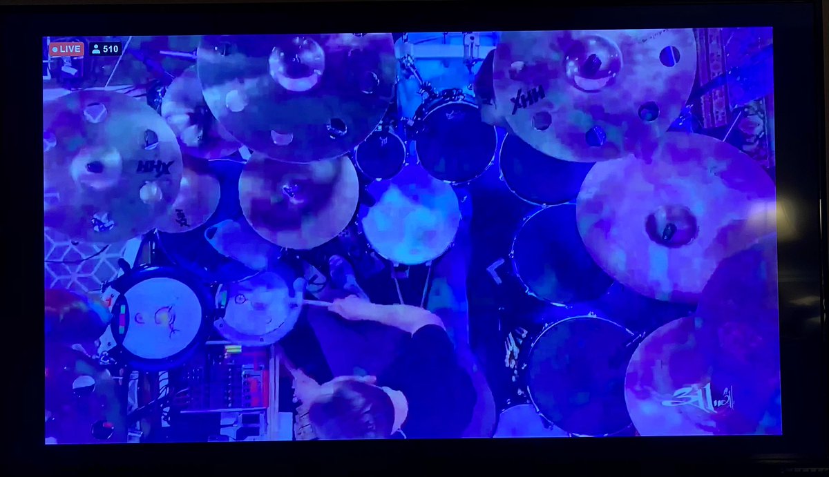 TheRealGWAL's tweet image. Big fan of the Chad-cams. 🥁 
#311StreamSystem