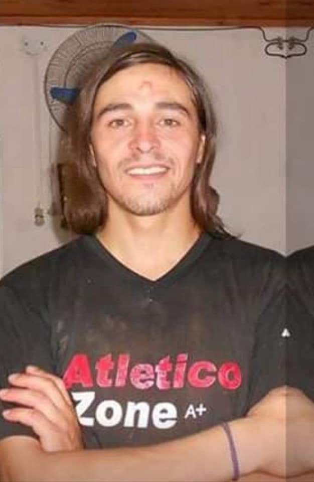 FlorAlbert6's tweet photo. POR FAVOR NECESITO QUE SE DIFUNDA EN TODO EL PAÍS SI ES POSIBLE...
El es Andre Ramón Ponce, hace unos años salió de mochilero desde Basavilbaso (Entre Ríos), hoy hace 6 años que su mamá Rosa Pais no sabe nada de él.
El último dato de hace unos días, dice que puede... https://t.co/2BGgqOc4lL