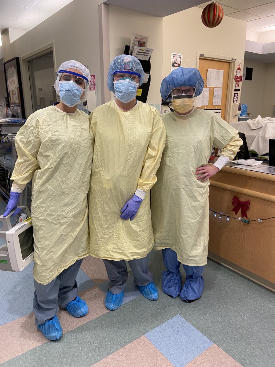 shahlasi's tweet photo. our Covid OR warriors @BIDMCAnesthesia @lianazucco https://t.co/qoVzt3wJrQ