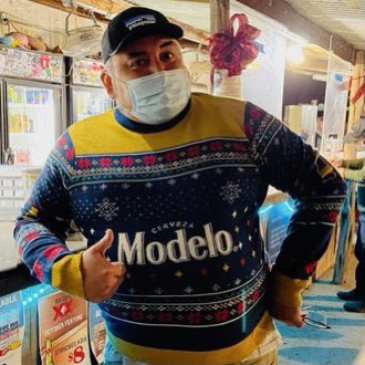 thefriendlyspot's tweet photo. Friends love @modelousa #UglySweaters! Looking good #bffs #friendlysaturday #GoSpursGo #collegefootball #local #southtownsatx https://t.co/vw6adahTiL