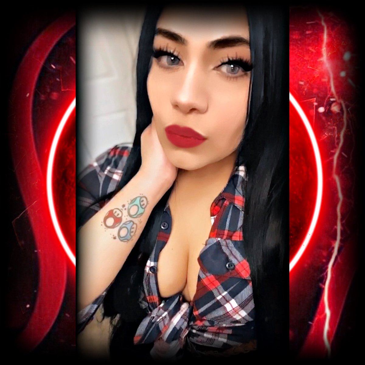 Dashy_Love's tweet photo. 𝒴𝑜𝑢 𝑜𝑛𝑙𝑦 𝑙𝑖𝑣𝑒 𝑜𝑛𝑐𝑒, 𝑏𝑢𝑡 𝑖𝑓 𝑦𝑜𝑢 𝑑𝑜 𝑖𝑡 𝑟𝑖𝑔ℎ𝑡, 𝑜𝑛𝑐𝑒 𝑖𝑠 𝑒𝑛𝑜𝑢𝑔ℎ.
.
.
.
.
#redpassion #geek #geekgirl #baddie #baddies #fullred #foryou #fyp https://t.co/NEbeqpAcKP