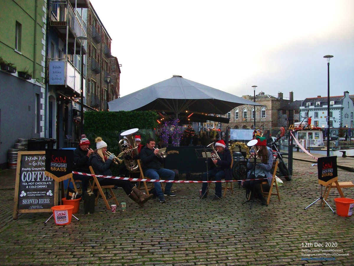<a href="/Sutton_Harbour/">Sutton Harbour</a> <a href="/SoundHouseBrass/">SoundHouseBrass</a> 🎵 Strolling along through the Barbican yesterday afternoon, &amp; listening to "Sound House Brass" band performing some Christmas carols. 🎵
#Plymouth #Barbican #PlymouthDevonUK #music   #PlymouthDevon1 #Christmas2020 #culture #carols #ChristmasIsComing #Christmassy #Christmas #Band