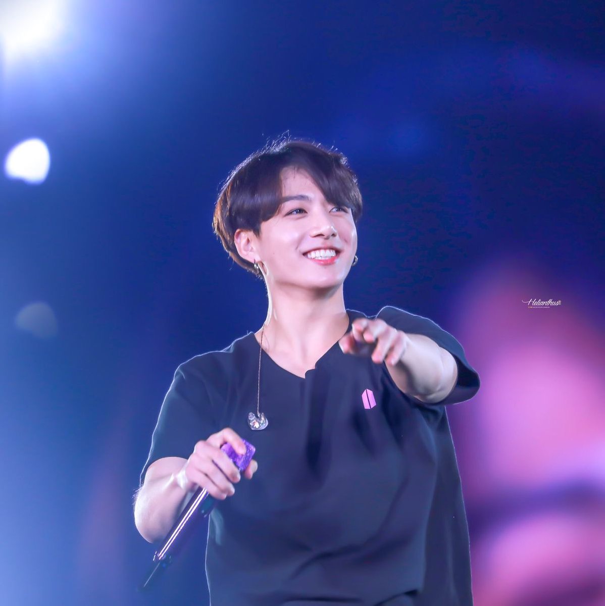 Askiya0's tweet photo. Kapan kamu update juki..🥺#we_love_you_jungkook https://t.co/X1tfB3aByU