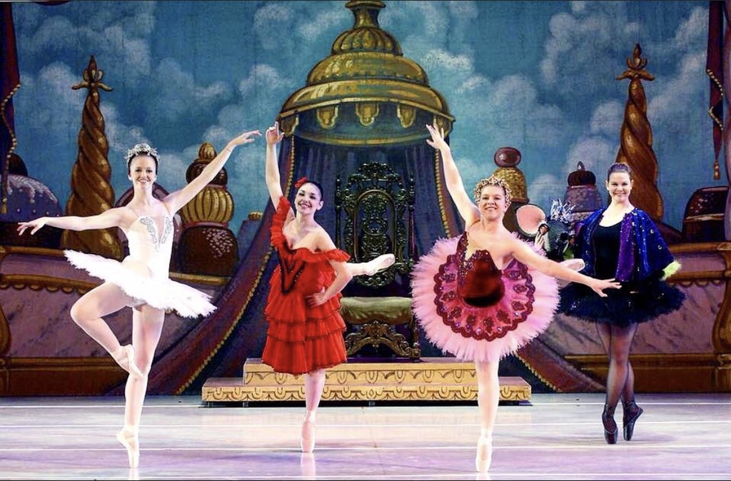 DancingSuba15's tweet photo. 11 years ago I performed in my last Nutcracker. My heart breaks for the seniors who donโt get to perform this weekend. The Nutcracker was always the highlight of every year I danced at the Canton Ballet ๐ฉฐ#KeepMoving #CantonBallet #SaveTheMagic https://t.co/T9Es1KvCiy