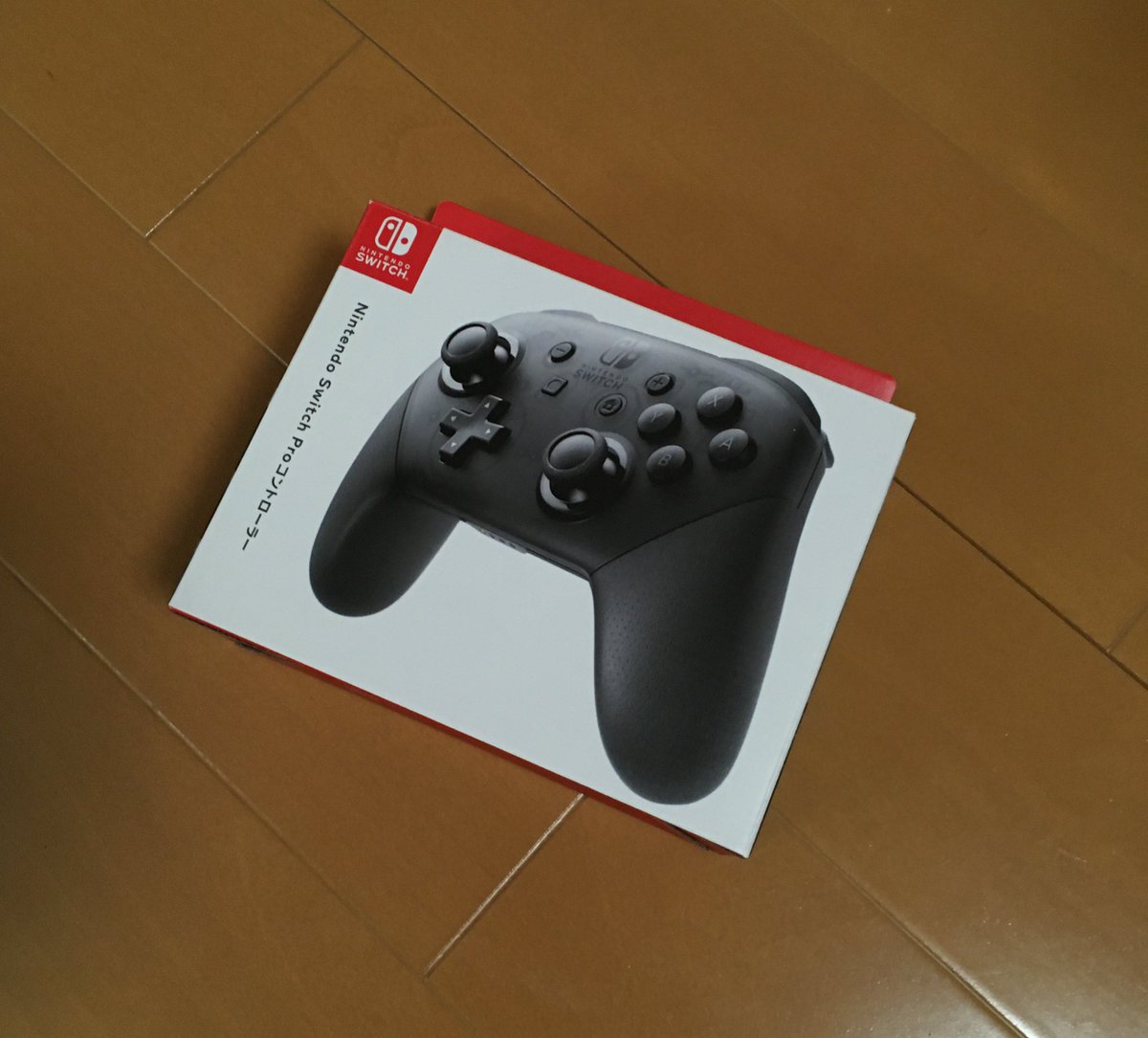 かえで Switch のプロコンを買ってきました 財布に優しくないお値段 Ps4 のコントローラーはスティックがよく故障したけどコレ大丈夫かな