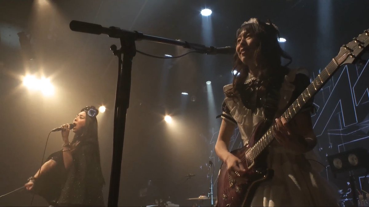 hyulee's tweet photo. #bandmaid 俺の選択は正しかった。チョー大好き！ https://t.co/6cImhOcgm9