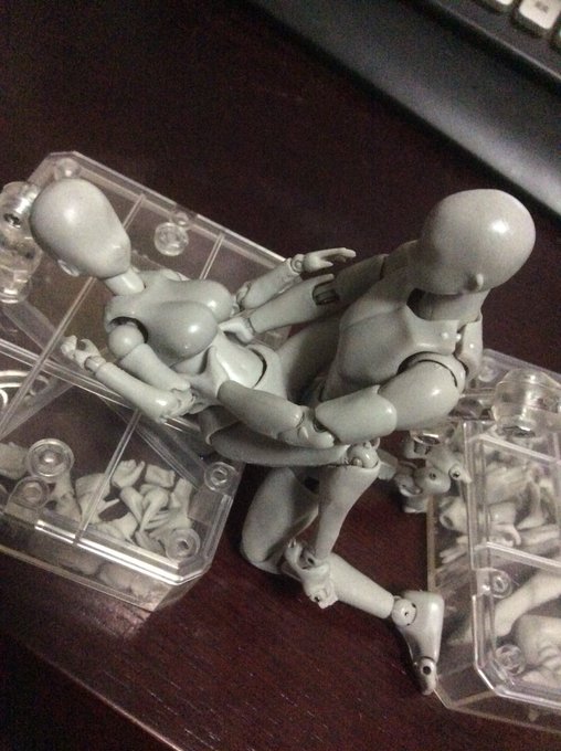 デッサン人形買ったのでおためし。 