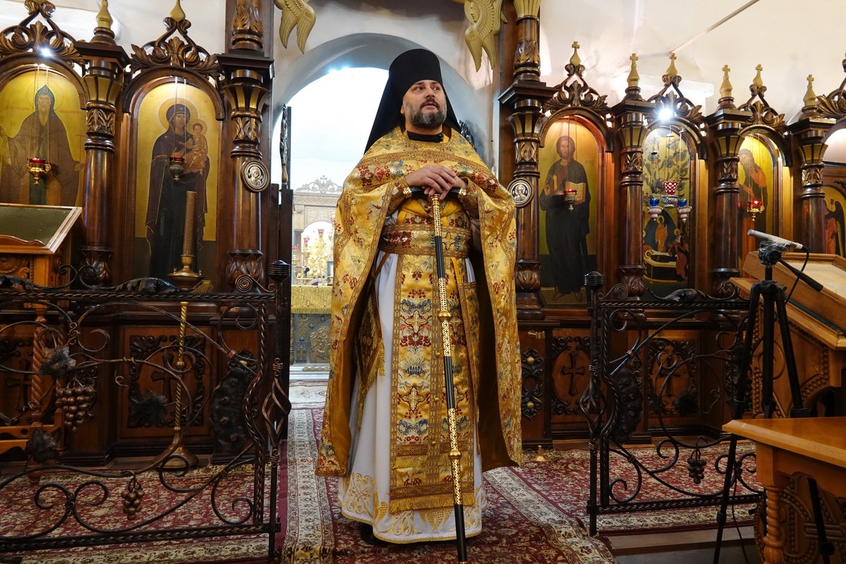 monuspennmsk's tweet photo. В Неделю 27-ю по Пятидесятнице игумен Свято-Успенского мужского монастыря игумен Агафангел (Болдин), в сослужении братии обители, совершил Всенощное бдение и Божественную литургию в храме в честь Успения Божией Матери.
https://t.co/py9PK6Gwi9
#новомосковск https://t.co/kLRO5fM7Cy