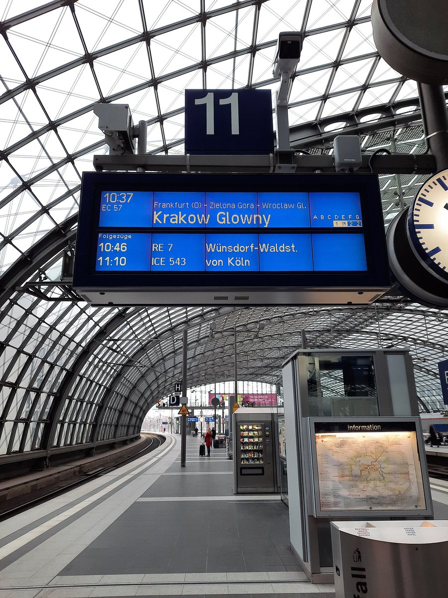 kammerunion's tweet photo. Endlich gibt es wieder eine #Verbindung zw. #Berlin-#Wroclaw-#Krakow! Der #EC #Wawel wurde lange vermisst und verbindet ab heute wieder Berlin mit Krakau. Ein echt #guter #Zug! https://t.co/EGiC12tM7m