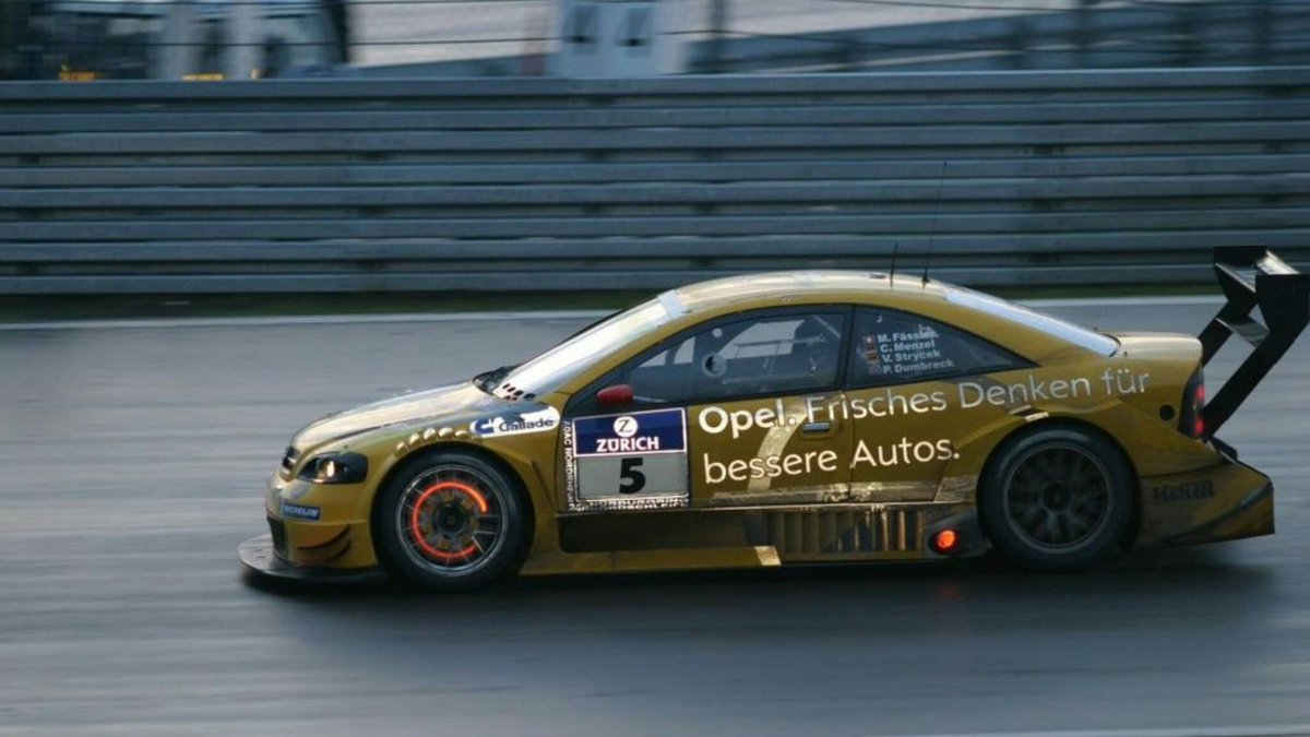 RSF_Motorsport's tweet photo. Peter Dumbreck / Marcel Fassler / Christian Menzel / Volker Strycek, Opel Astra V8 Coupe.
24 hours of the Nurburgring, 2004.
 
#Endurance #Nurburgring #Nordschleife #Dumbreck #Fassler #Menzel #Strycek #Opel https://t.co/mO6VINRAfq
