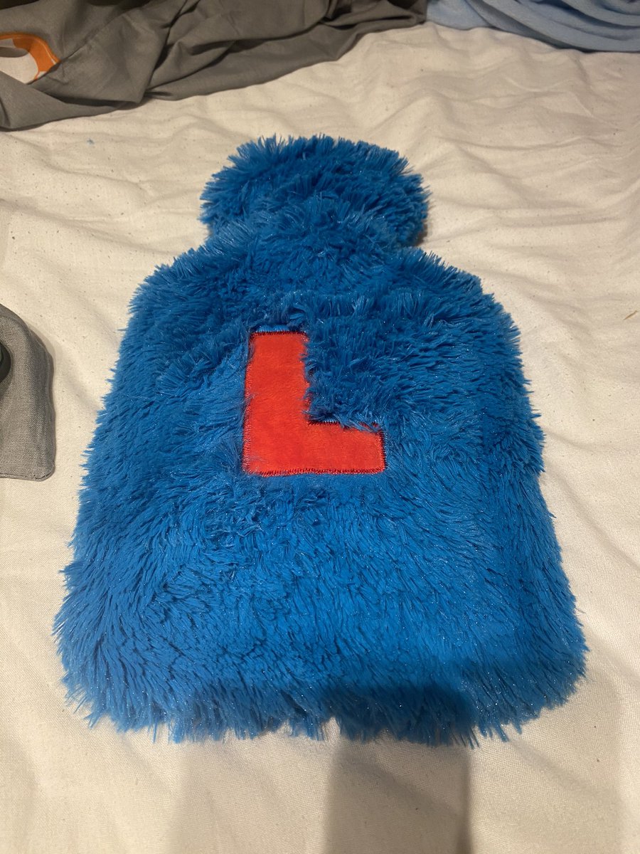 LKO_87's tweet photo. @homebargains to say iam outraged is an understatement. After purchasing this product from you store in lpool we are now seeking medical advice from the burns unit on what todo now. This product as severally burnt my son! please provide me with a full email to lodge my complaint https://t.co/K1TiGfnReS