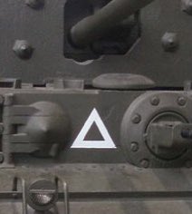 White Squadron markings as seen on Bovington’s Cromwell mean it’s a regiment that hasn’t been brigaded, i.e Not part of the Armoured Brigade.In this case the markings are for the Armoured Reconnaissance Regiment from the Polish Armd Div.