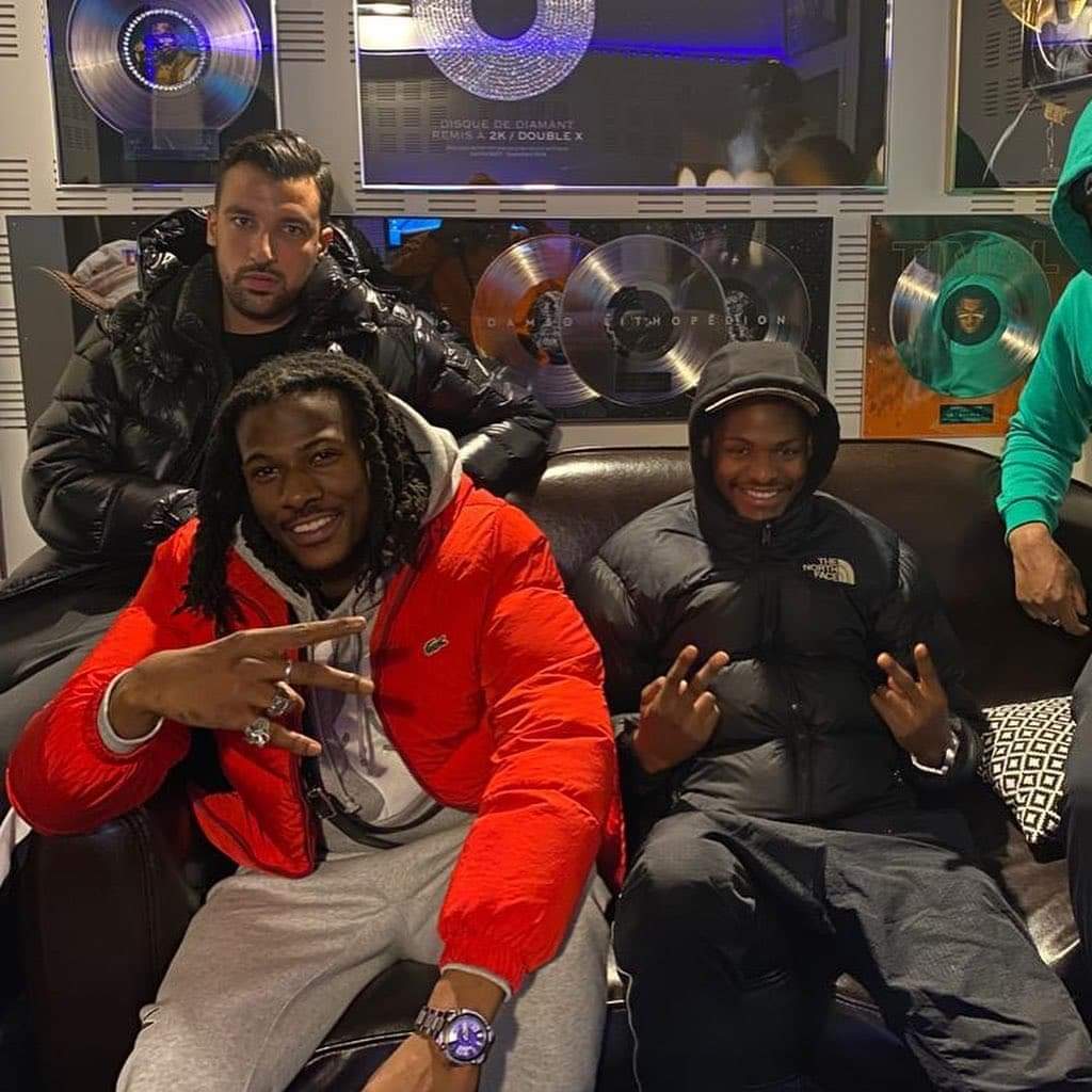 16x16FR's tweet image. Cheu-B x Diddi Trix
@Cheu_B #DiddiTrix