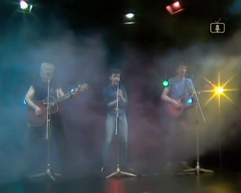 veloninos's tweet image. Great to see that performance of Tennessee Rock ‘N’ Roll from 1981 on @TalkingPicsTV #Runaround this morning! #ShakinPyramids 👍