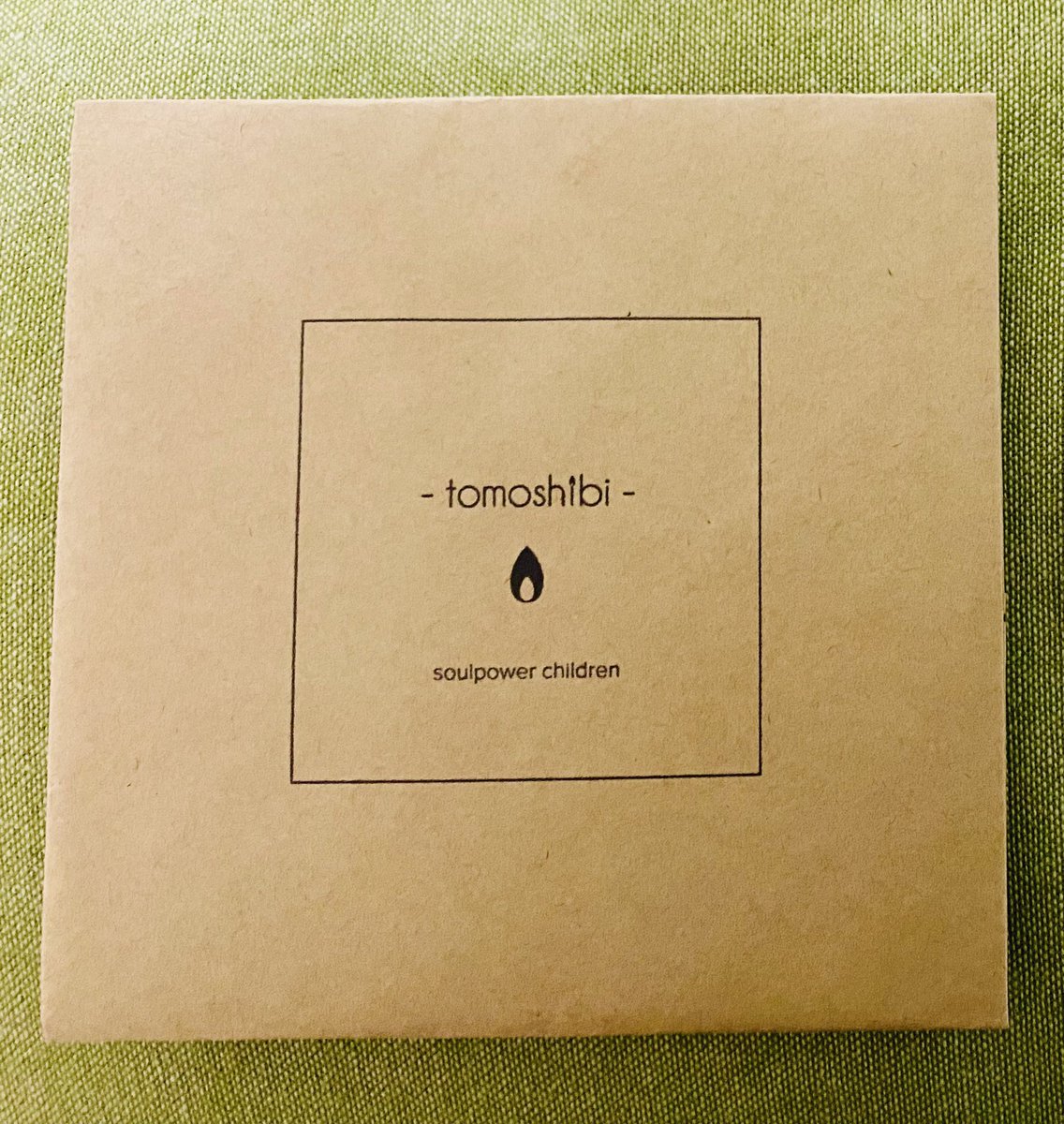 富山のバンドのオムニバス、本日発売です🌐
ぼくは7曲目で参加させてもらいました
17曲全部聴いてほしいです🙇

トレーラー動画
① youtu.be/b3oFGy6z8TU
② youtu.be/vT-mTCDTbQQ

購入方法などはこちらから
tomoshibi-soulpower-c.mystrikingly.com