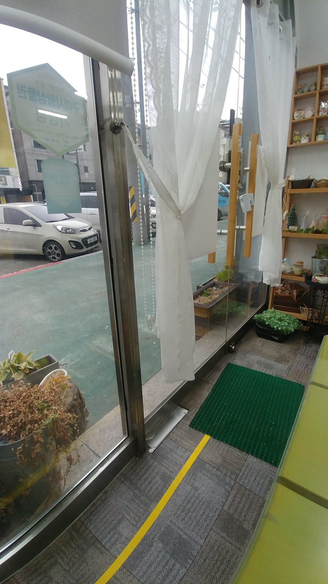 ljhcoco's tweet photo. 가게 유리강화문 힌지교체를
직접 해봤네요
문짝이 정말 무겁네요ㄷㄷㄷ
#하늘이힌지까만지
#힌지일까욤
#힌지직접교체
#돈아끼다골빙 https://t.co/CzdiWsWgno