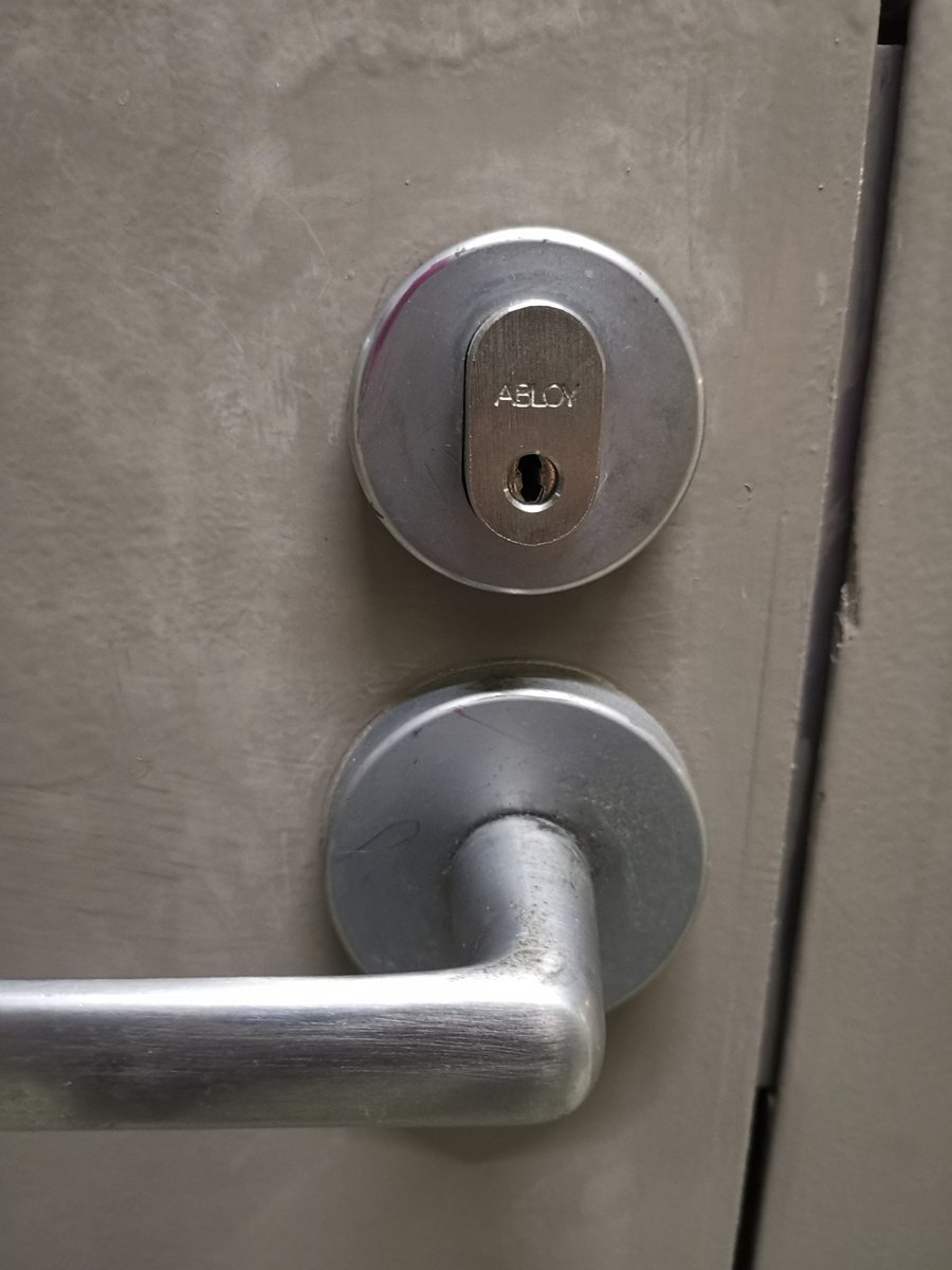 Dave Jones tweet media