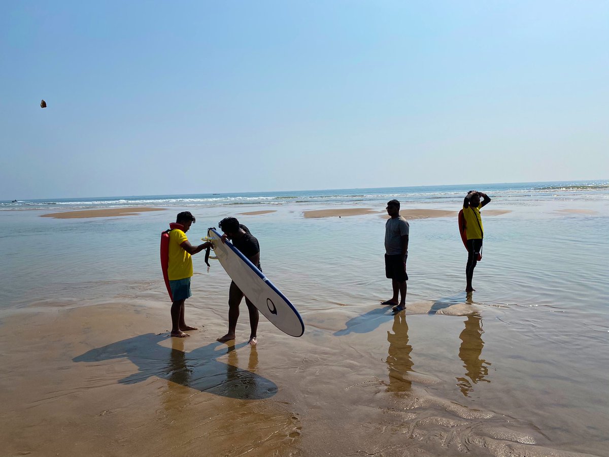 Few more pics from the the beach!! A small shallow water patch(only during this time of the day) is perfect for the kids to play safely in the water!!!  #EcoretreatOdisha  #Konark