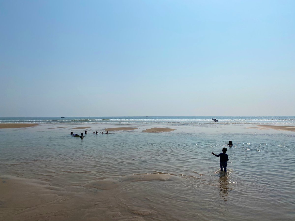 Few more pics from the the beach!! A small shallow water patch(only during this time of the day) is perfect for the kids to play safely in the water!!!  #EcoretreatOdisha  #Konark