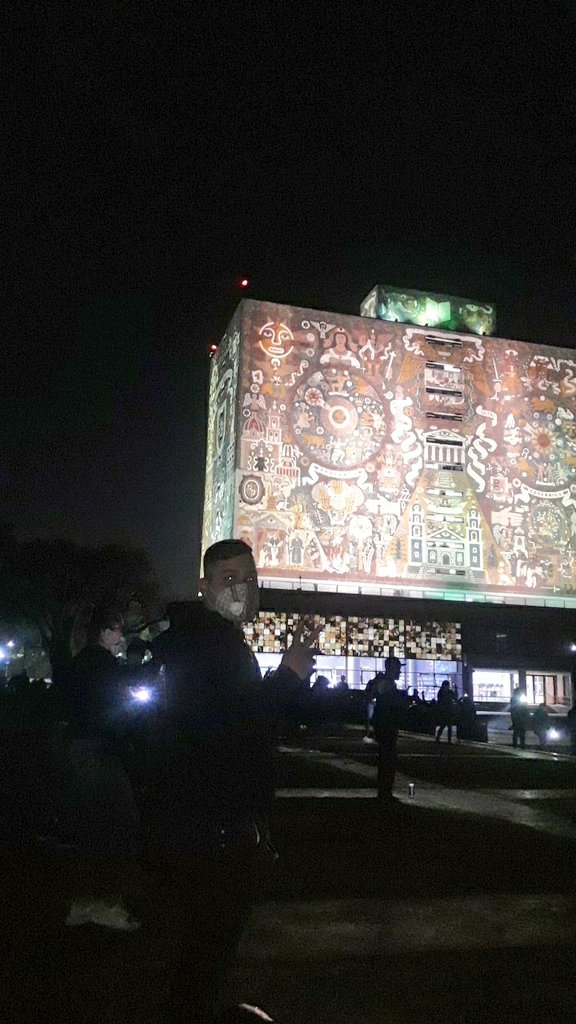 UNA VUELTA MAS TE PIDO🙌🏽🏟🥰