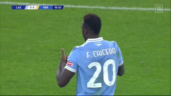 ゲキサカ 動画 ラツィオfwカイセドが振り向きざまに豪快なハーフボレー弾を叩き込む ヴェローナ戦 T Co Knejhc7uys Gekisaka