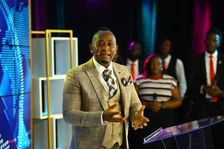 TheWiseMan0001's tweet photo. #PowerOfPower 🇰🇪
"The time is now for the supernatural pathway of God to be opened up to you and million other remnants of God. You shall walk in such brightness and defintiveness. Wherever you shall set feet, winds of transformation will come. Creation will look up to you https://t.co/79B2voaMMC