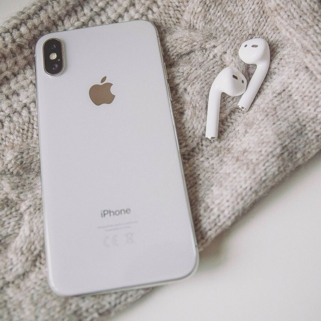 PodsCentre's tweet photo. Available via COD within METRO MANILA!

Order YOURS now!

#Airpods2 #AirpodsPRO #bestsellingearbuds #bestwirelessearbuds #wirelessearbuds #TapControls #InEarDetection #SiriEnabled #wirelesscharging 
#PodsCentre https://t.co/q3BDDloTSd https://t.co/6C15kRcuTq