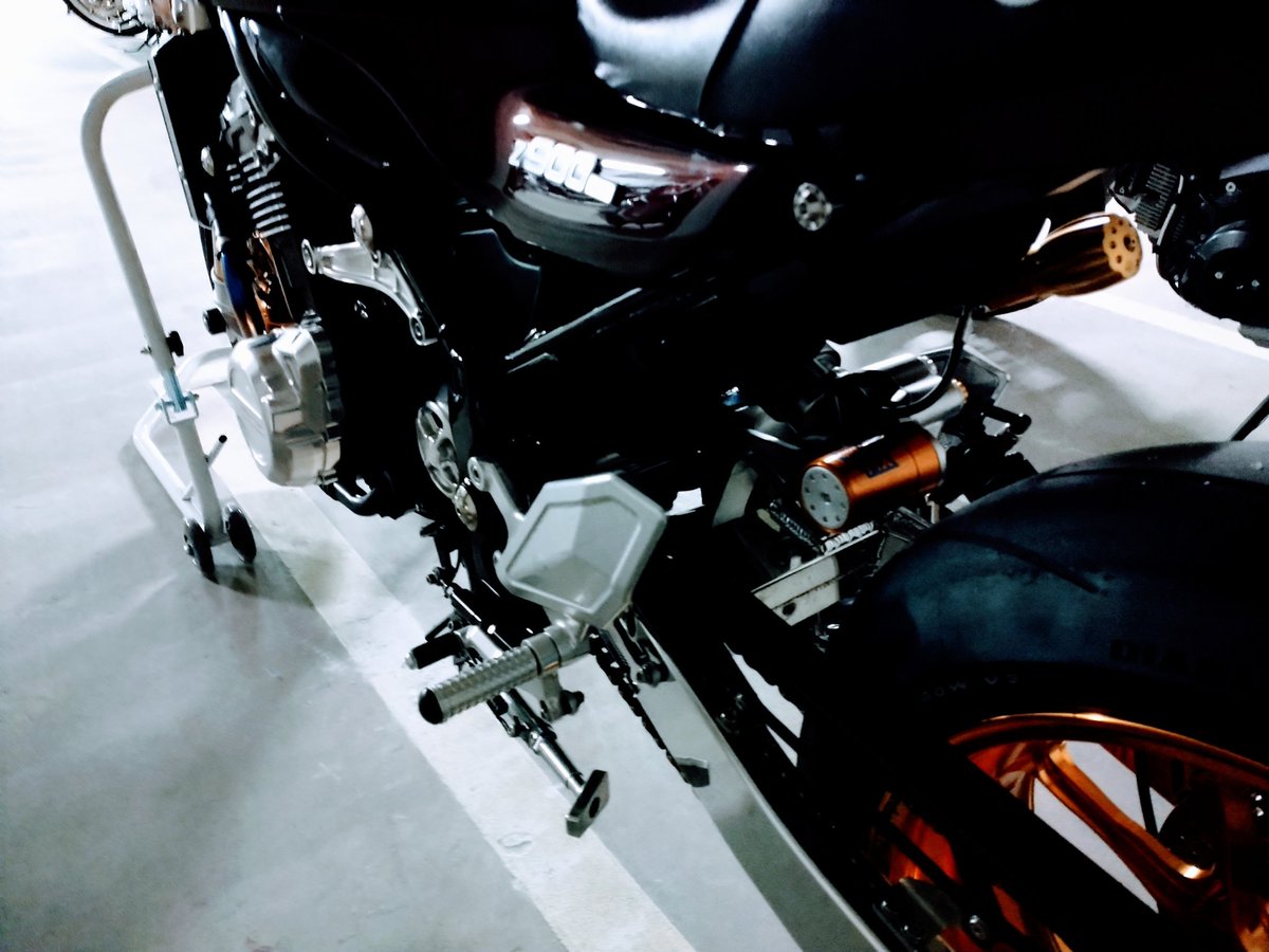 HzuUtBIpiMhRBOt's tweet photo. ＃Z900RS
＃OHLINS
＃TTXGP 
リアショック交換 https://t.co/C9E9ceJ4ZW