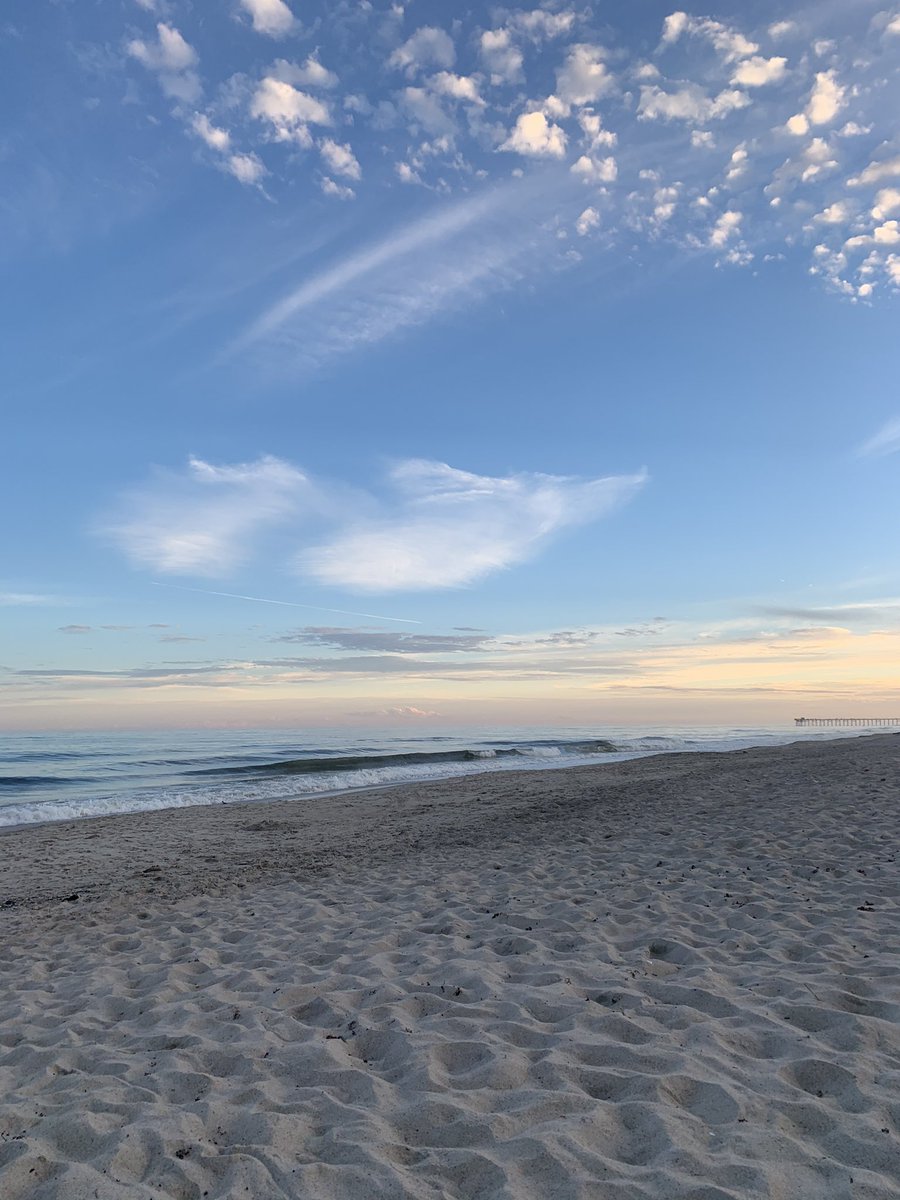 noramarkk's tweet photo. Reasons why I love Kure Beach https://t.co/hrKczCiGcc