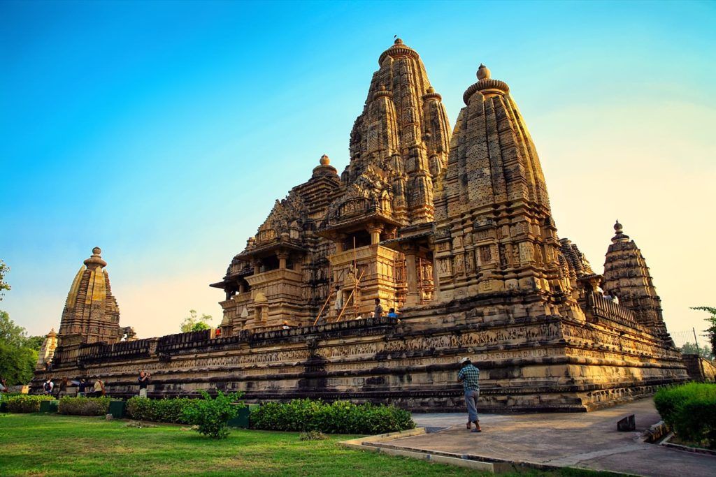 Reporter_Live's tweet image. OGGI VORREI ESSERE... QUI
Khajuraho, India