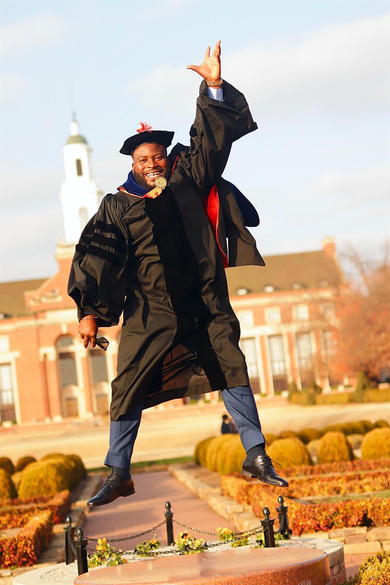 fikland's tweet photo. 5 years, 3 certificates!!! Couldnβt ask for more! Thank you @okstateferguson @okstate for countless scholarships, outstanding faculty like my advisor (Bill Raun), and great colleagues all through! #Okstate20 https://t.co/DouB2vtHk8