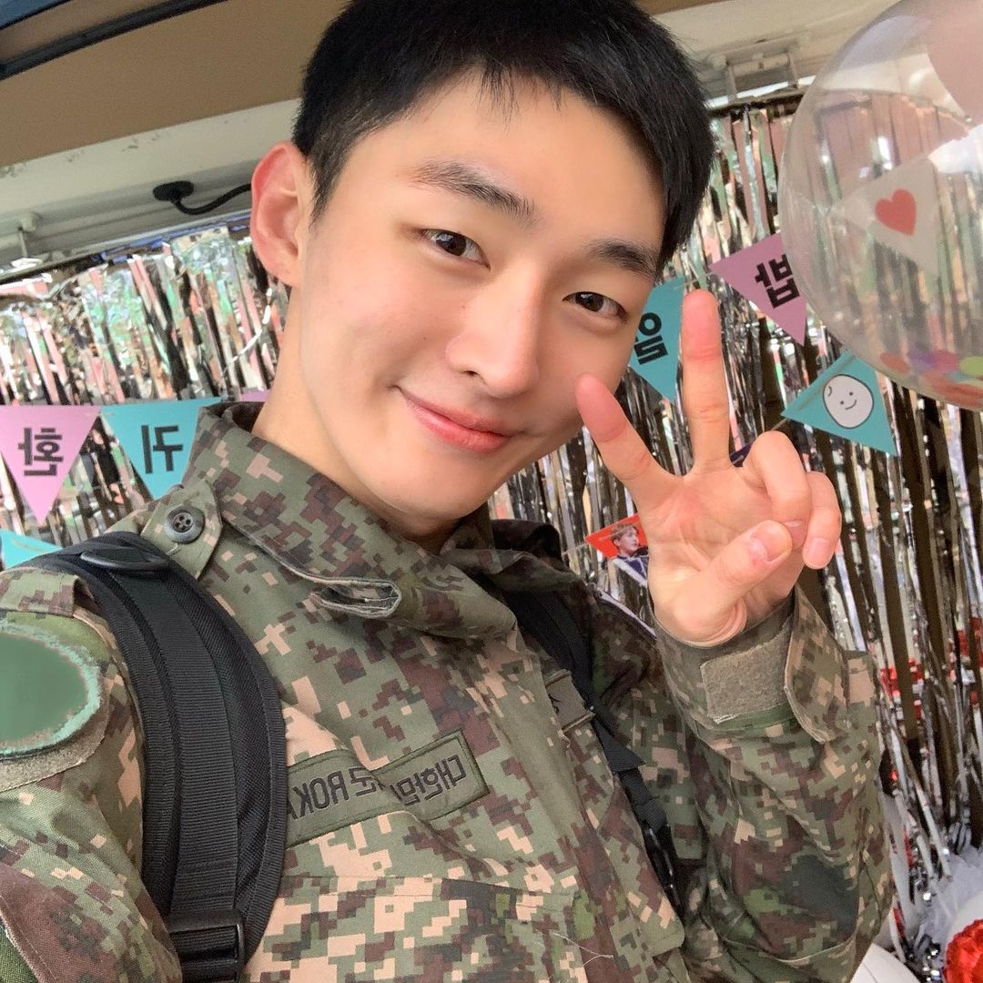 opppppa_plzback's tweet photo. #윤지성 인스타그램💕

열심히 살게요❤️

📎 https://t.co/EVO6sYsc16 https://t.co/OV7ez6VaPS