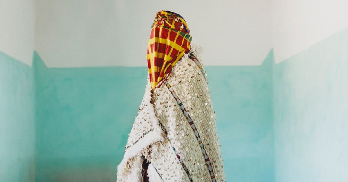prints4refugees's tweet photo. After a year like 2020, we all deserve a treat this #Christmas. 🎁

Our prints are the gift that keeps on giving! When you buy one, the money goes directly to @DOTW_UK &amp; their work with refugees.

Get 10% off using XMAS10: https://t.co/rMFmBFWhob
📷 Bride, Imilchil - Kate Peters https://t.co/sl09PdfQnr