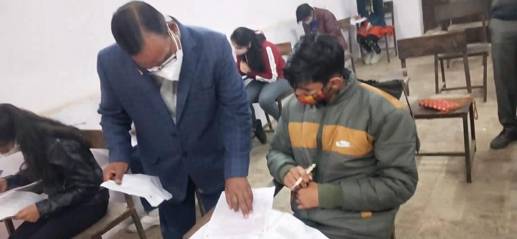 DiosMzn's tweet photo. आज राजकीय इण्टर कालेज मुजफ्फरनगर में राष्ट्रीय प्रतिभा खोज राज्य स्तरीय परीक्षा तथा राष्ट्रीय आय एवं योैग्यता आधारित छात्रवृत्ति परीक्षा 2020 कोविड-19 की गाइडलाइन के अनुसार सुचारू रूप से शान्ति पूर्वक सम्पन्न हुई।
@DmMuzaffarnagar @DIOMZNGoUP @ApnaMuzaffarngr https://t.co/V4AAVU8o2M