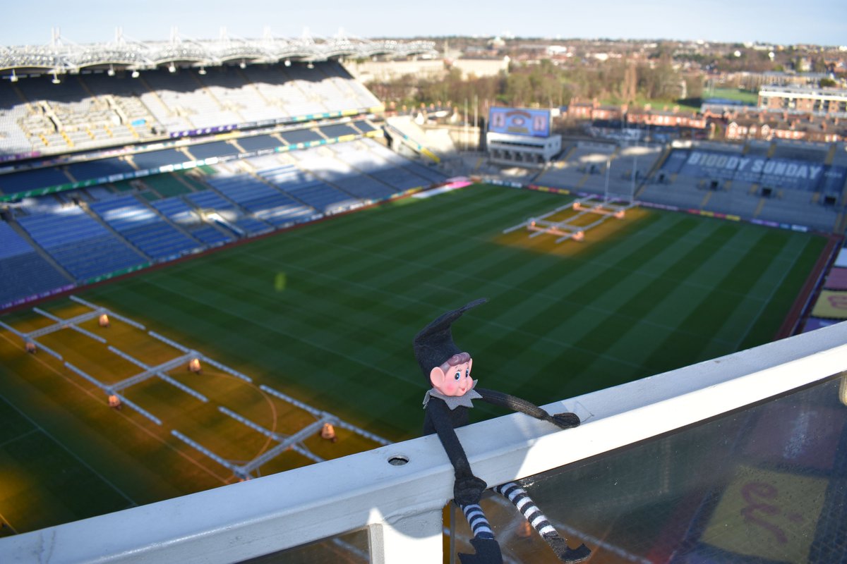 gardainfo's tweet photo. Clearly Dazzler is a big fan of the hurling - can you spot where he is? #FindDazzler 

Dazzler hopes all supporters enjoy the match and remember to social distance #HoldFirm https://t.co/g5Olx12FWB