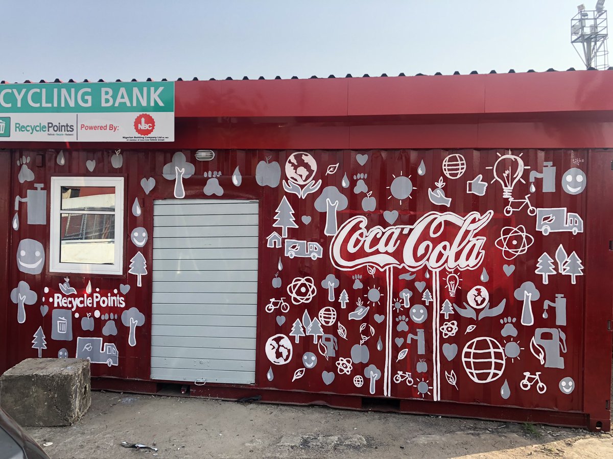 Wow! Who would have thought I’d do a mural for Coca Cola? Who? 🥺😩
Please rt cos I really want this to go viral