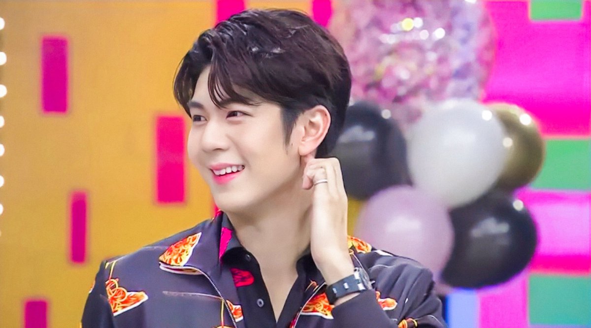 _Love_NongOng_'s tweet photo. เจอกันใหม่อาทิตย์หน้านะฮะ 😁

#ศึก12ราศี #วันอาทิตย์ #เที่ยง15 
#ช่อง3 #ช่อง3HD #ช่อง33
#RyuVachirawich 
#RYUPOWER https://t.co/t2iI1VSQ7j