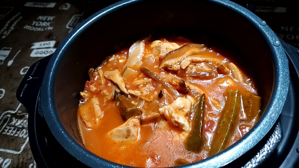 オケツホリダー マッスルグリルのダイエット食 マグマ を圧力鍋で作ってみたぜ 見た目はアレだがイタリアン風でうめぇ これ食ってりゃ痩せるとかなんて天国