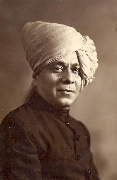 3/n #GandharvaDarshan  #गंधर्वदर्शनसवाई गंधर्व Pt.  #RamchandraKundgolkarSaunshi ji (19 Jan 1886 - 12 Sep 1952)Adv. Reading -  https://www.itcsra.org/TributeMaestro.aspx?Tributeid=22