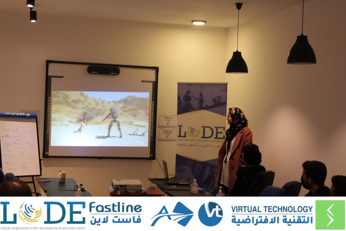 lode_ly's tweet photo. فعاليات جلسة يوم السبت و التي كانت عن الذكاء الاصطناعي ألقتها المهندسة رجاء الشاوش
Saturday's session
"Artificial Intelligence" by engineer "Rajaa Al-Shawesh".
#LODE
#HourOfCode #ساعة_برمجة https://t.co/hjODJHYq70