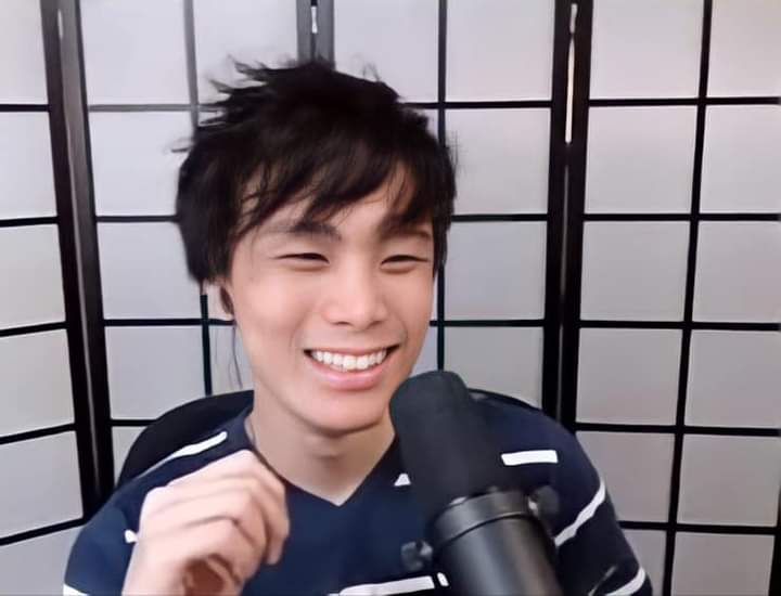 A thread of Sykkuno but his smile gets bigger as you keep scrolling  #SYKKUNO2MILLION