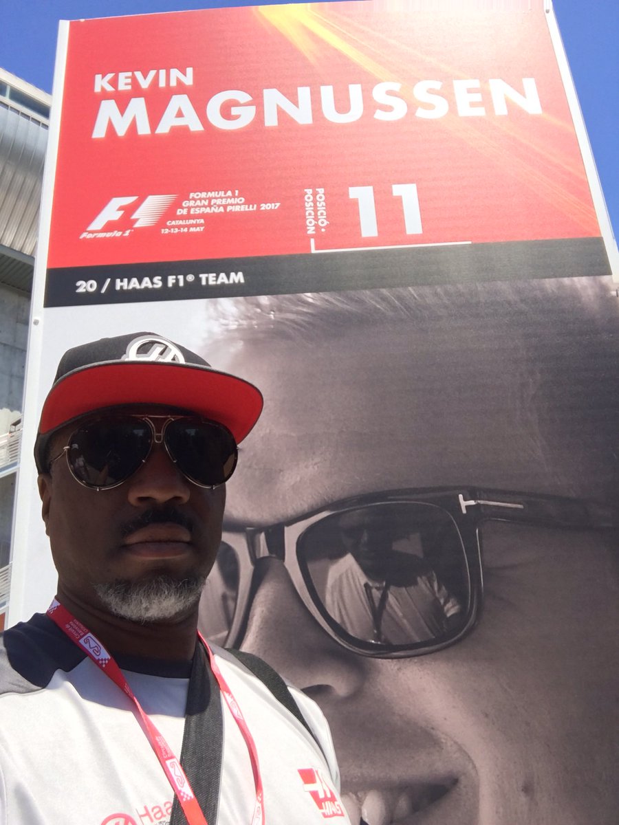 Weifers's tweet photo. @HaasF1Team @KevinMagnussen @Haas_Automation Thank you KMag! https://t.co/2uMtWEYYhf
