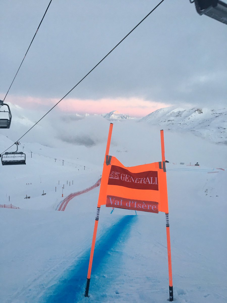 Avui finalitza la meva missió com a DT FIS en representació de la <a href="/FAEAndorra/">Federació Andorrana d'Esquí</a> a la Copa del Món de Val d’Isere. Han estat dies de treball intens,compartint experiències en allò que més em motiva. #happy