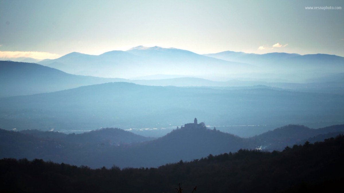 photovesna's tweet photo. Always worth the trek.
(View from Lanark/Volnik, December 13th, 2020)
#discoverfvg #landscapephotography https://t.co/kIVPO2DA5R