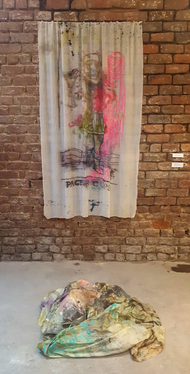 geoff_taylor's tweet photo. John Moores Painting Prize Winner 2018, Jacqui Hallum 
currently showing at the Dead Pigeon Gallery, #Liverpool (Link below)🤘
@DeadPigeonG #jacquihallum #JMPP2018 #JohnMoores #walkerartgallery #highvis https://t.co/hA2reTk5OK