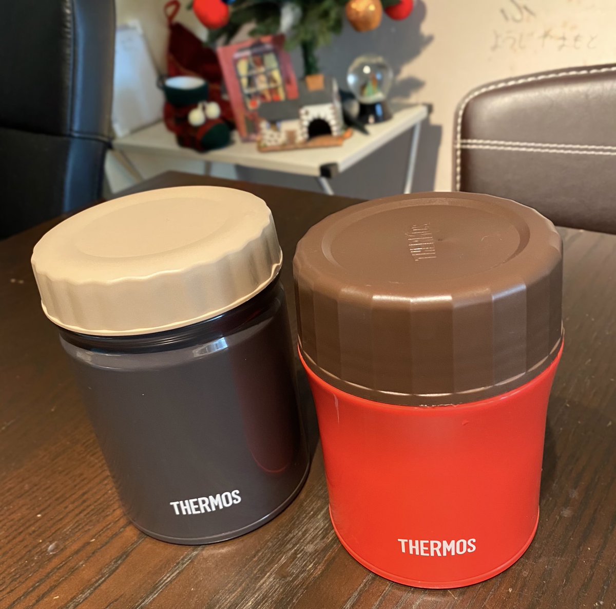 ヲノサトル No Twitter 今年買って一番満足度の高かった品物はサーモスのスープジャー すかさず2個目も買った 妻氏に夕食を宅配する毎日の サトル イーツ に使っているのだが とにかく冷めない スープや煮物は無論 パスタやうどんも麺と汁を別々に入れて行き