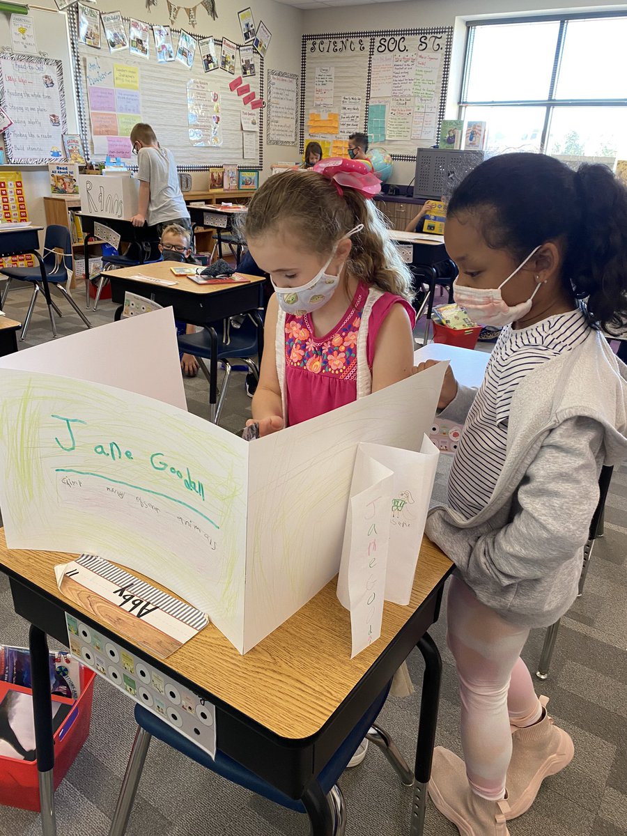 LisaEmbry2's tweet photo. @LisaEmbry70 
Loved watching these readers grow in knowledge on their topics! Our “Reading Expert Expo” was a Success!
@VaughnElemFISD https://t.co/a86XN3dOVd