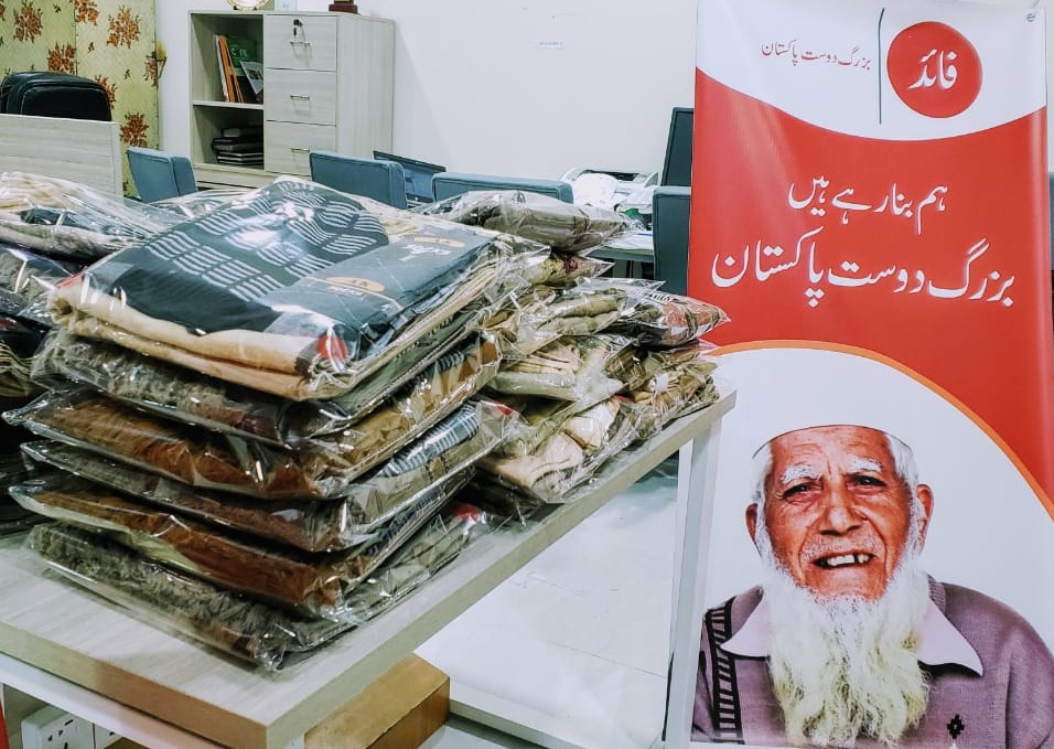 faid_pakistan's tweet photo. Today @faid_pakistan has started distribution of winter kits to deserving older people. ہم بنا رہے ہیں بزرگ دوست پاکستان 
#Olderpeople
#winter
#pakistan
@HelpAge @HelpAgeAPRO https://t.co/EJZzbFvCdW