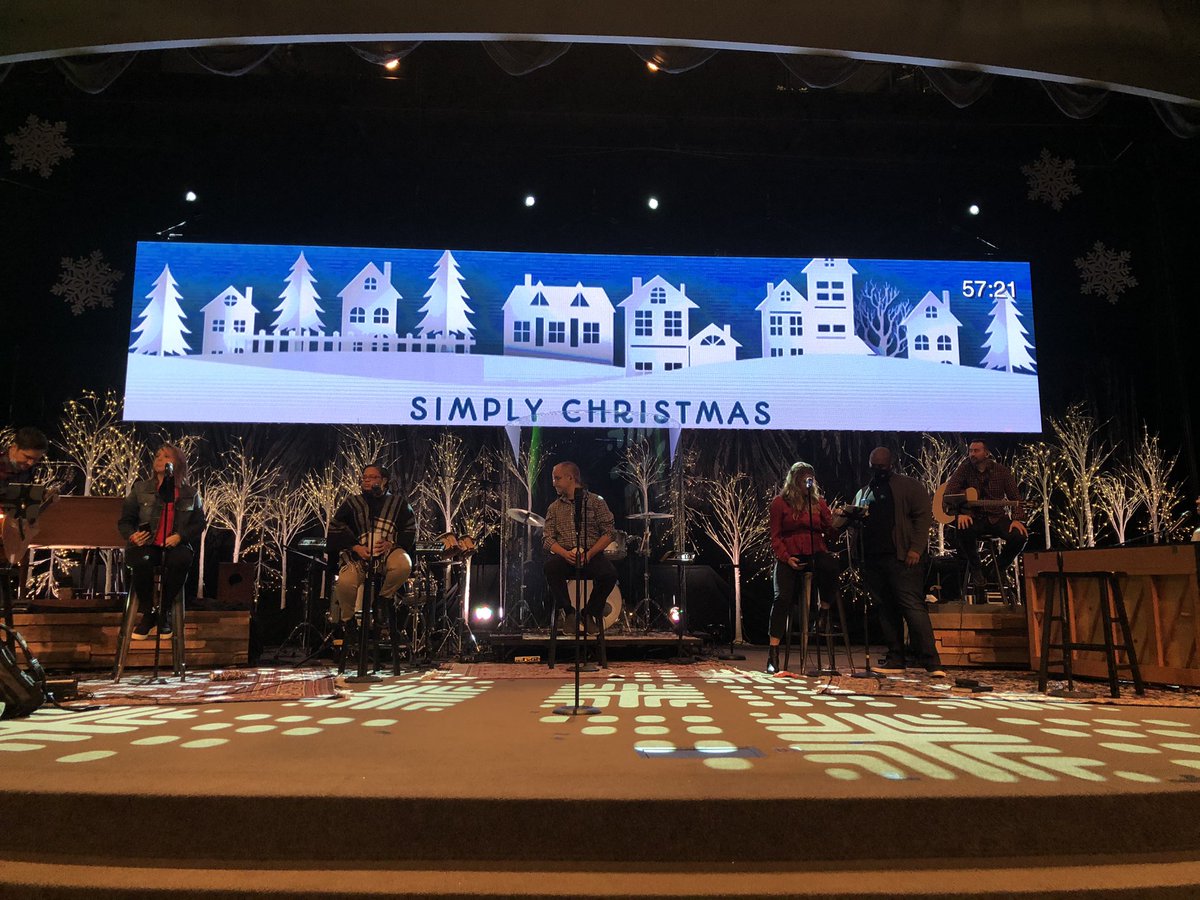 carter_mcinnis's tweet photo. Acoustic set this series. 2020 needs “Simply Christmas.” 

Hear the story with fresh ears.
Sing the songs with new fervor.
Experience the miracle again.
#simplychristmas #forbhm https://t.co/Ihf0IFcJsd